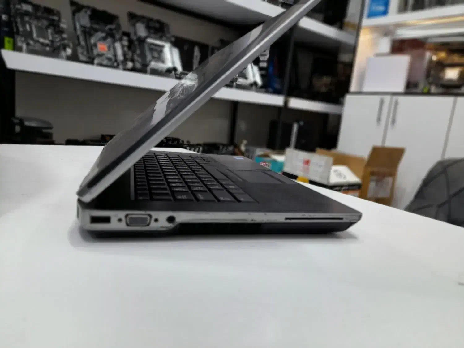 لپ تاپ مناسب فتوشاپ وکارای اداری ک روز مره|رایانه همراه|مشهد, فلسطین|دیوار