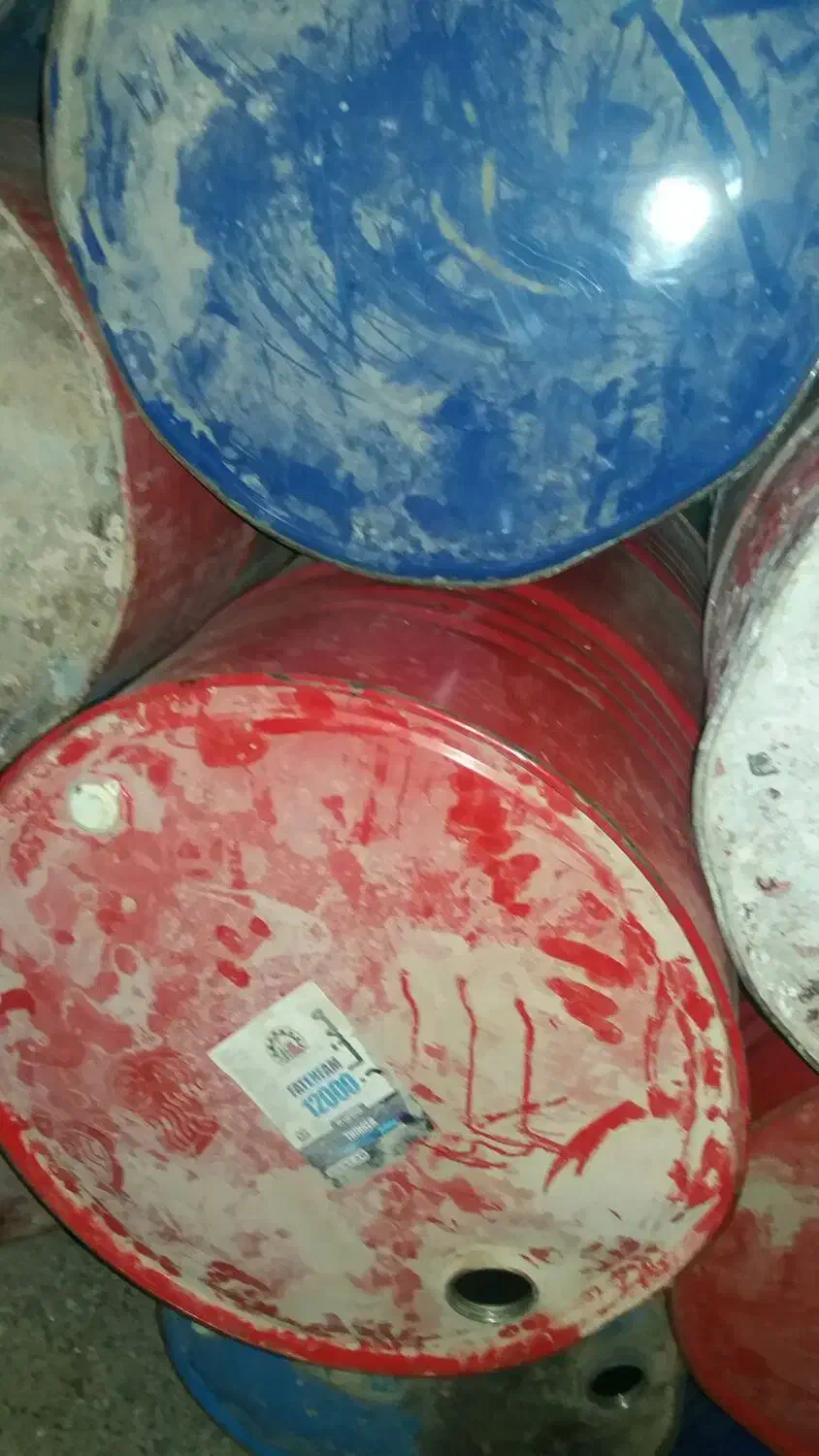 بشکه|ظروف نگهدارنده، پلاستیکی، یک‌بارمصرف|بروجرد, |دیوار