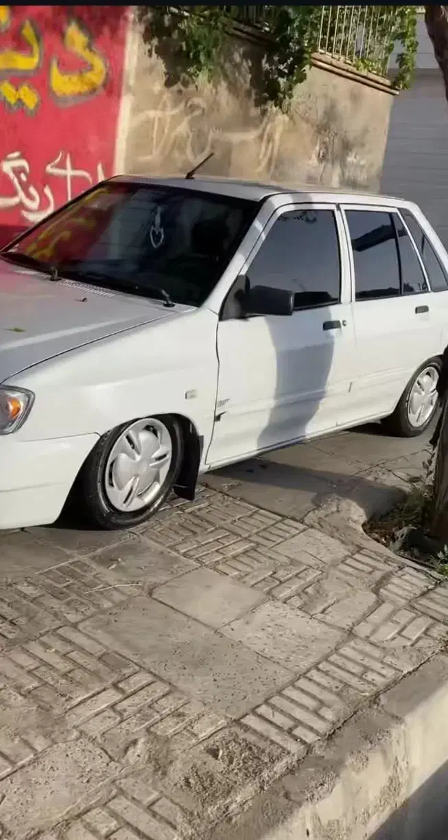 خدمات شیشه دودیuv ضد خش بصورت سیار|خدمات موتور و ماشین|سنندج, |دیوار