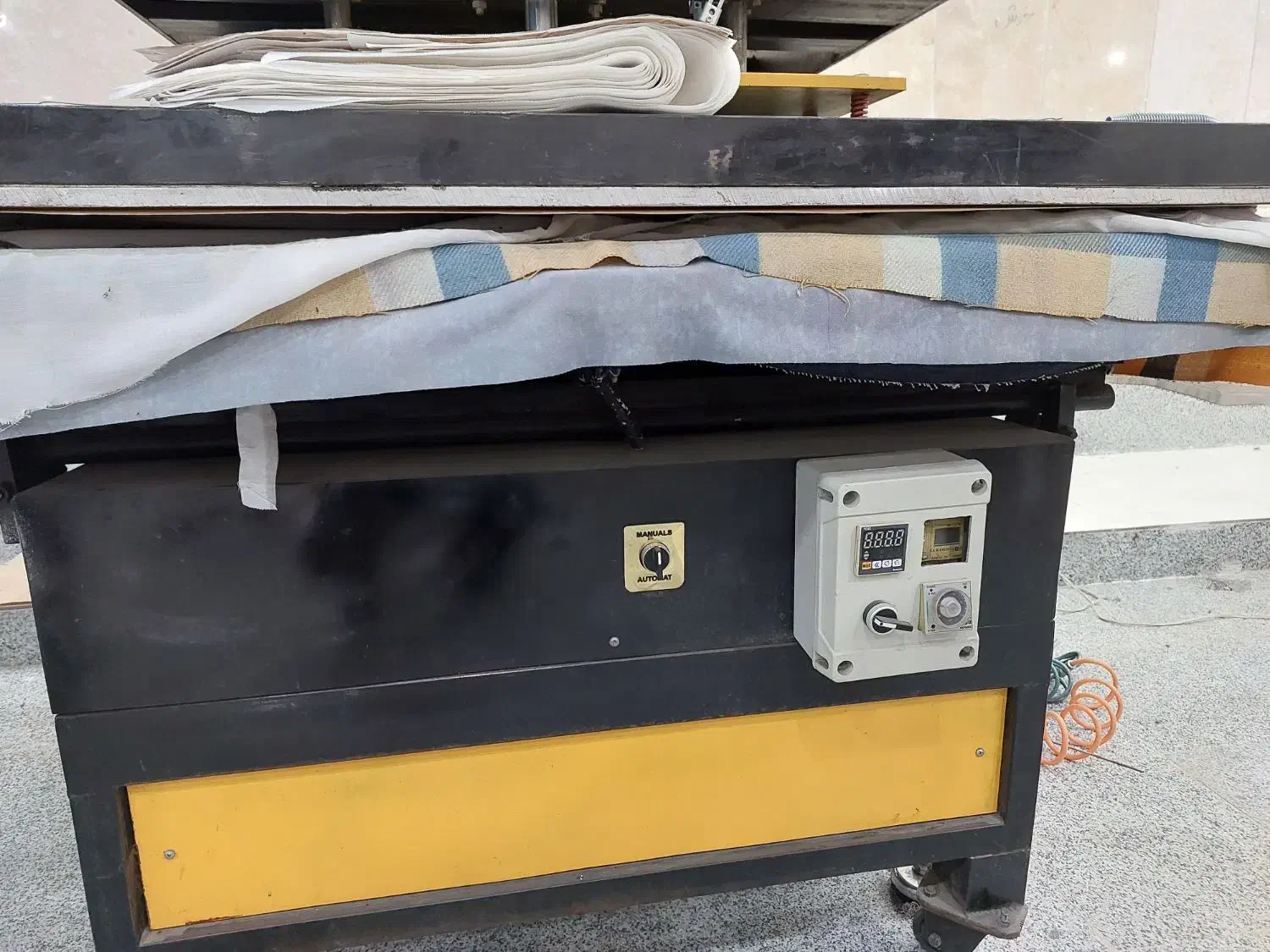 پرس هیدرولیک چاپ پارچه وشال روسری|ماشین‌آلات صنعتی|باقرشهر, |دیوار