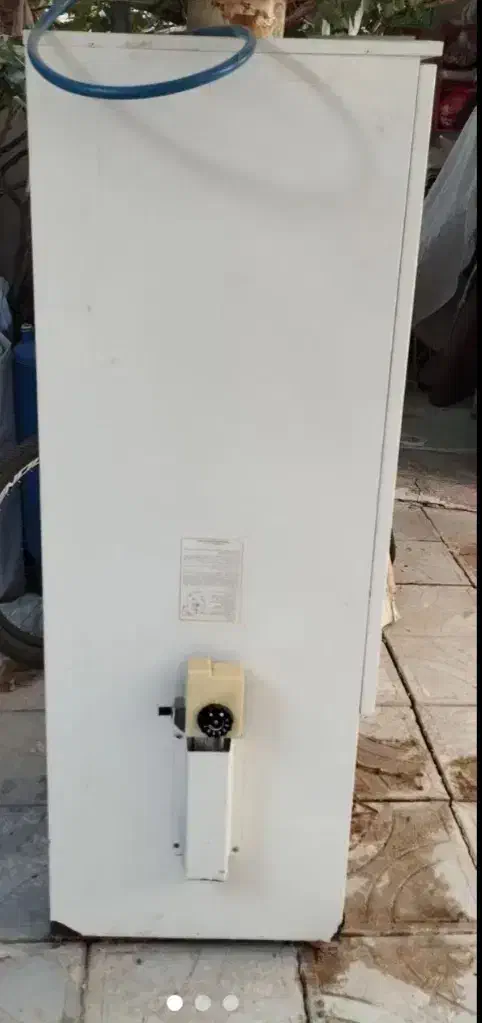 آبگرمکن زمینی یخچالی در حد نو|آبگرمکن، پکیج، شوفاژ|شبستر, |دیوار