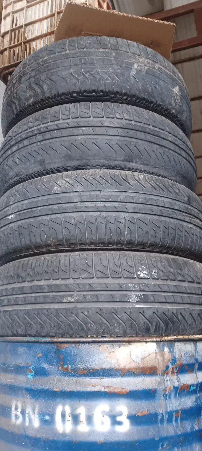 لاستیک ۱۵ درجه یک|قطعات یدکی و لوازم جانبی|هادی شهر, |دیوار