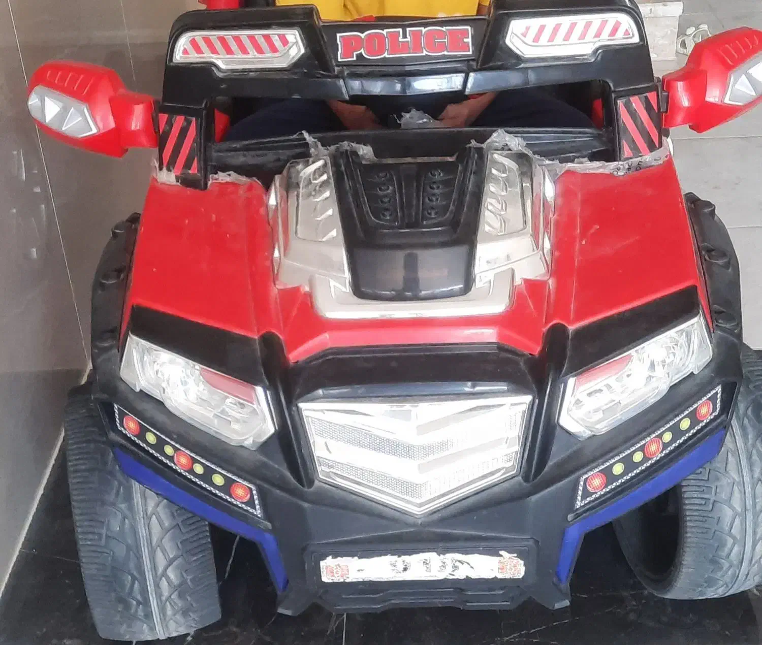 ماشین شارژی|اسباببازی بچه|لنجان, |دیوار