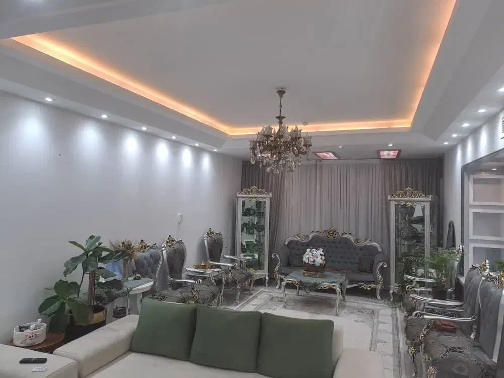 آپارتمان ۱۳۵متری/دانش/نبش بلوار امین/شیک|اجارهٔ آپارتمان|کاشان, دانش|دیوار