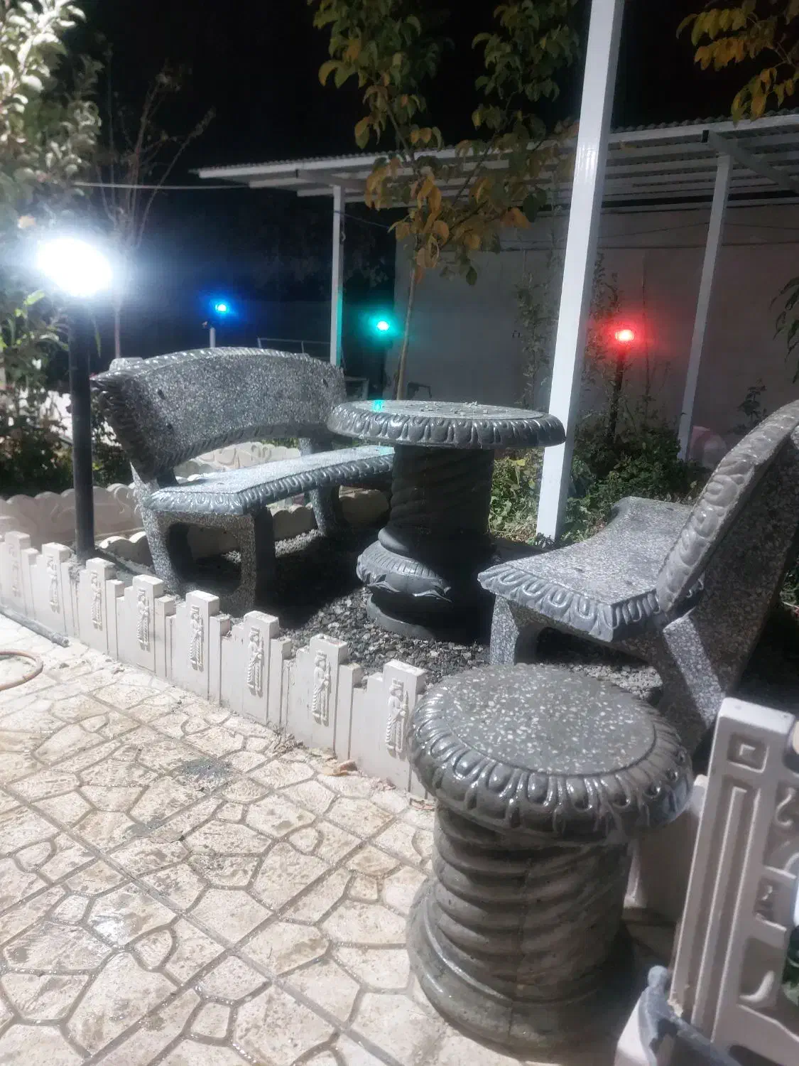 انواع صندلی و مبلمان شهری|مصالح و تجهیزات ساختمان|خزل, |دیوار