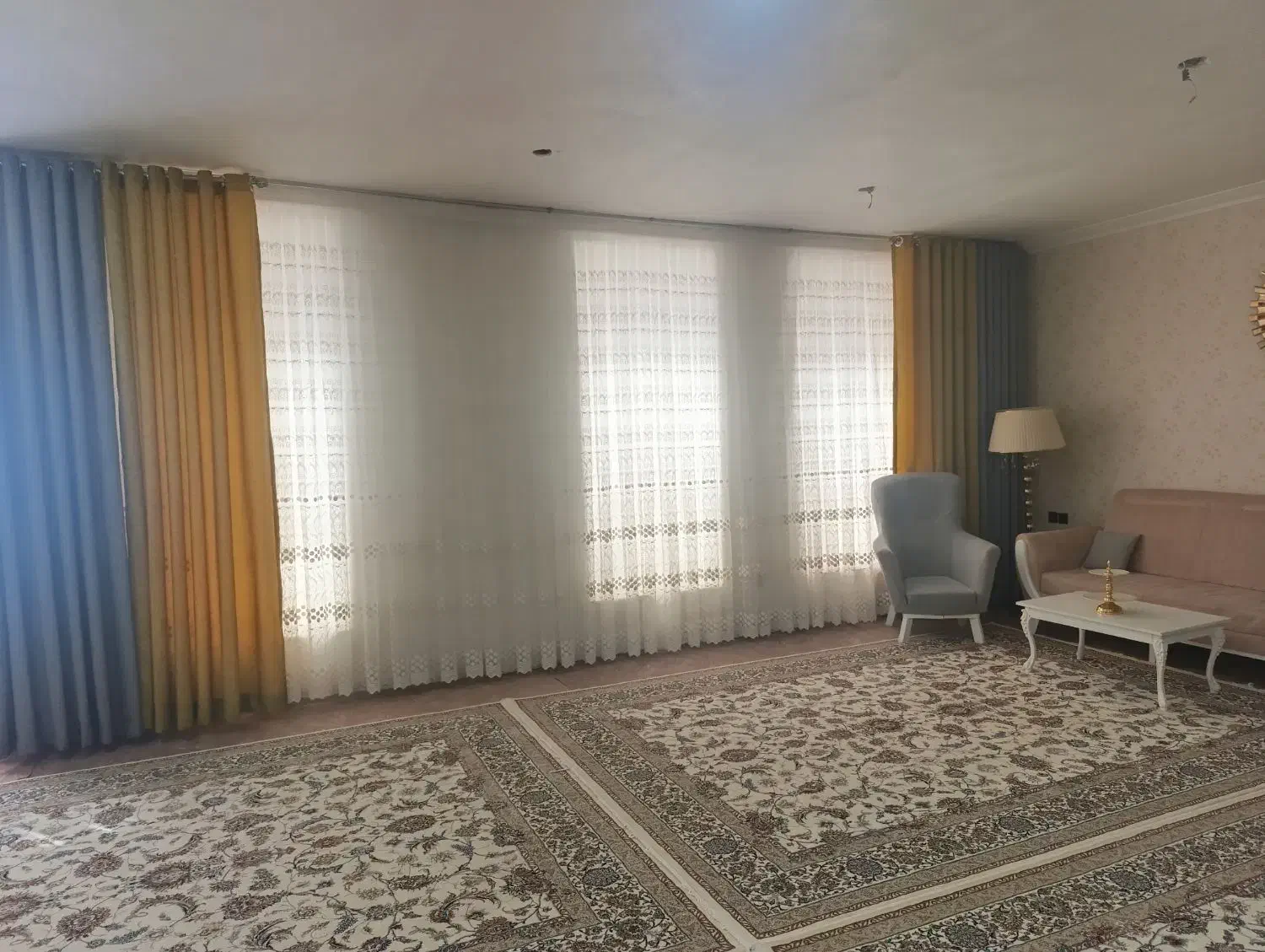 پرده|پرده، رانر، رومیزی|ایوان, |دیوار