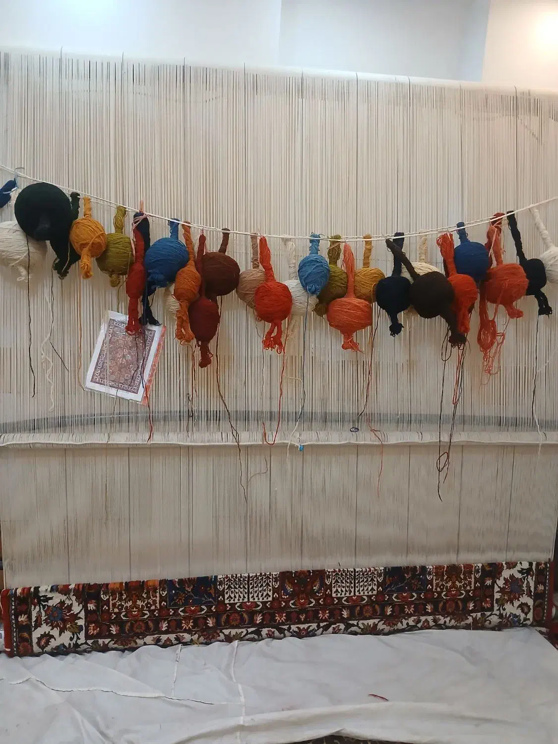 فروش قالی ۲در ۳ تا نیمه خشت اول بافتم|فرش|سامان, |دیوار