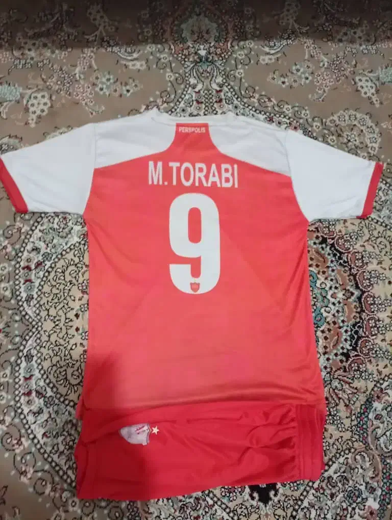 سالم بدون پارگی|لباس|ارسنجان, |دیوار