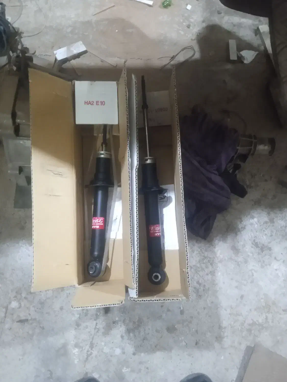 کمک فنر ماکسیما|قطعات یدکی و لوازم جانبی|فردیس, منظریه|دیوار