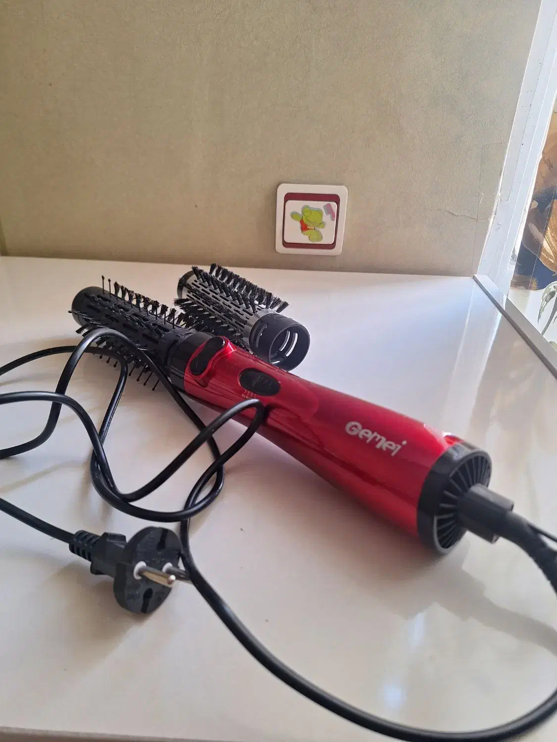 سشوارچرخشی|آرایشی، بهداشتی، درمانی|باغستان, |دیوار