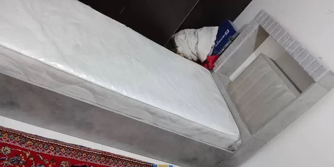 تخت و خوشخواب|تخت و سرویس خواب|شیراز, ماه فیروزان|دیوار