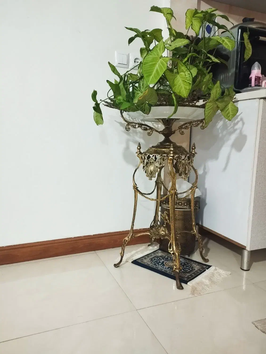 جا میوه کنار سالنی برنزی|ظروف سرو و پذیرایی|اراک, |دیوار