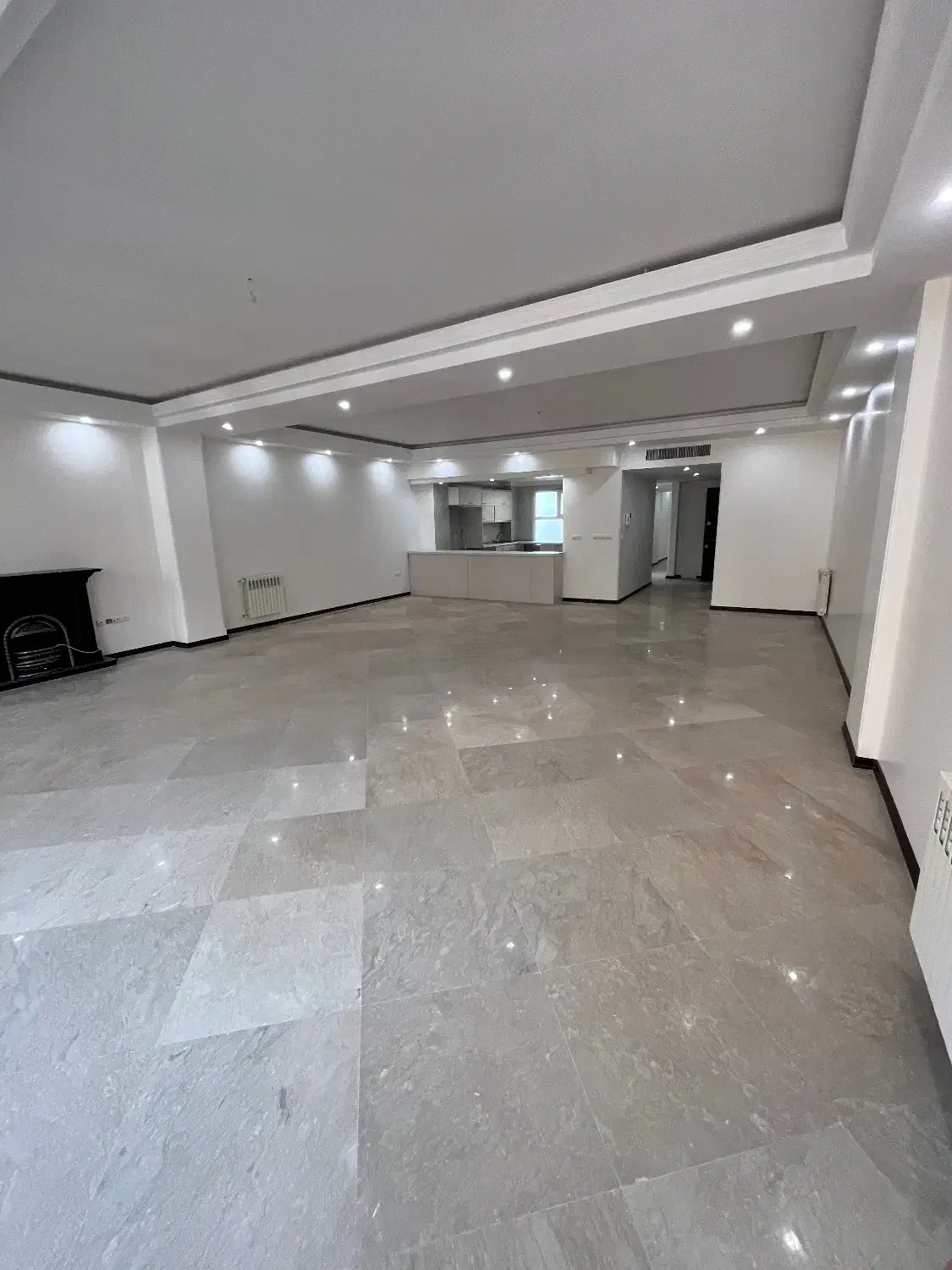 ۲۰۵ متر ۳ خواب فول امکانات سعادت آباد