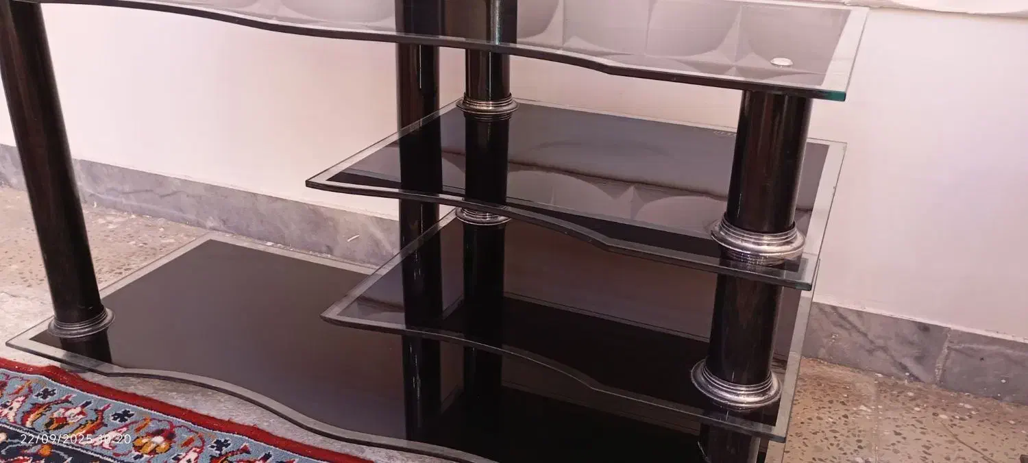 زیر تلویزیون|میز تلویزیون|ایوان, |دیوار