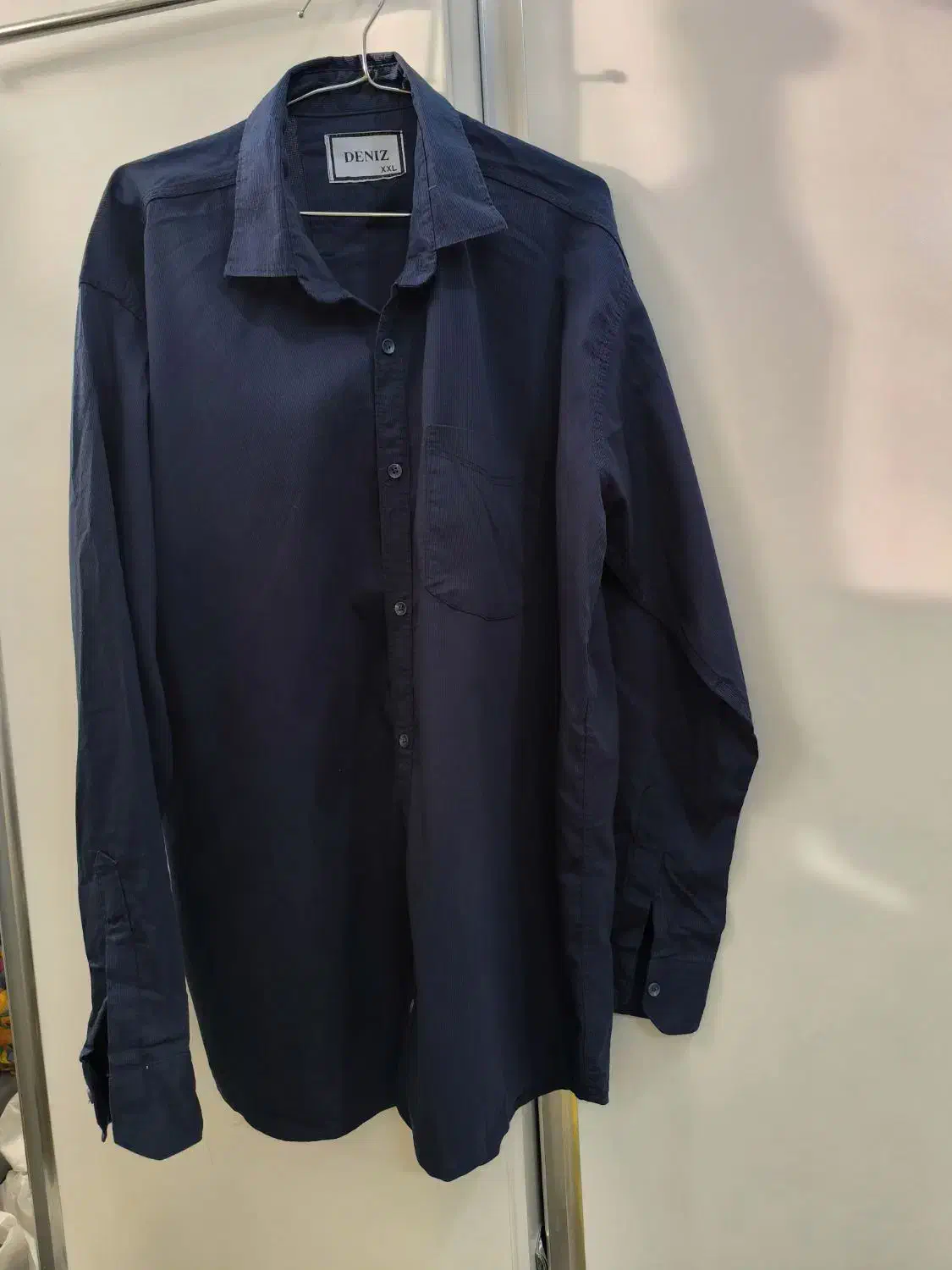 پیراهن مردانه|لباس|شاهینشهر, مورچه خورت|دیوار