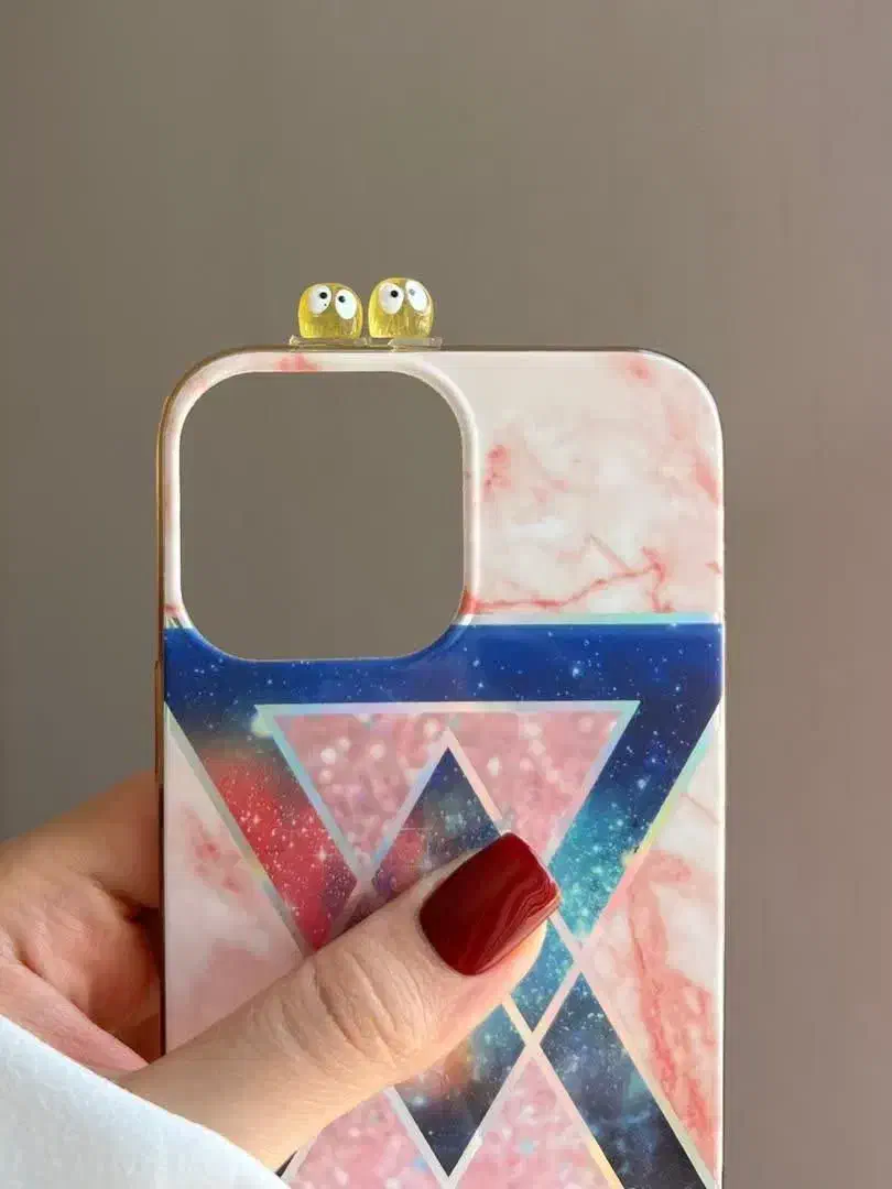 مجسمه شب تاب|بدلیجات|قم, انسجام|دیوار