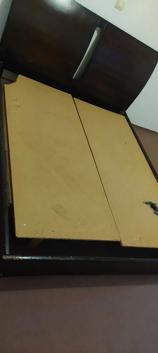 تخت دو نفره  چوبی|تخت و سرویس خواب|نوشهر, |دیوار