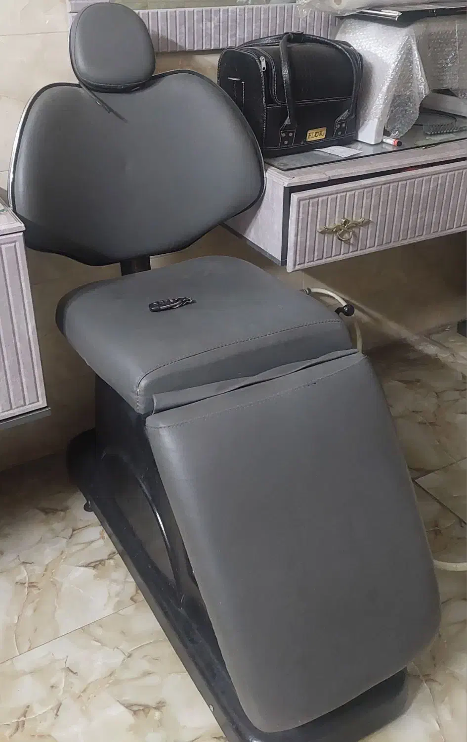 لوازم اریشگاه|آرایشگاه و سالن‌های زیبایی|تهران, هلال احمر|دیوار