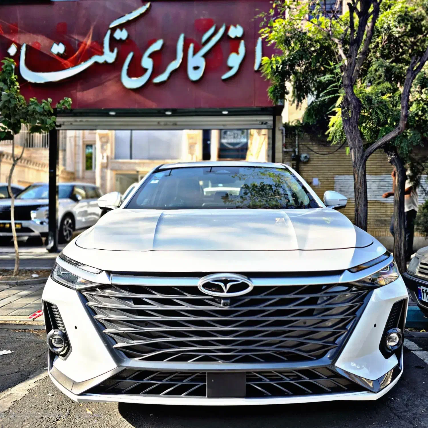 آریزو 8 هشت RIIZO 8 سفید ــ مدل 1404 صفر خشک روز|خودرو سواری و وانت|تهران, درختی|دیوار