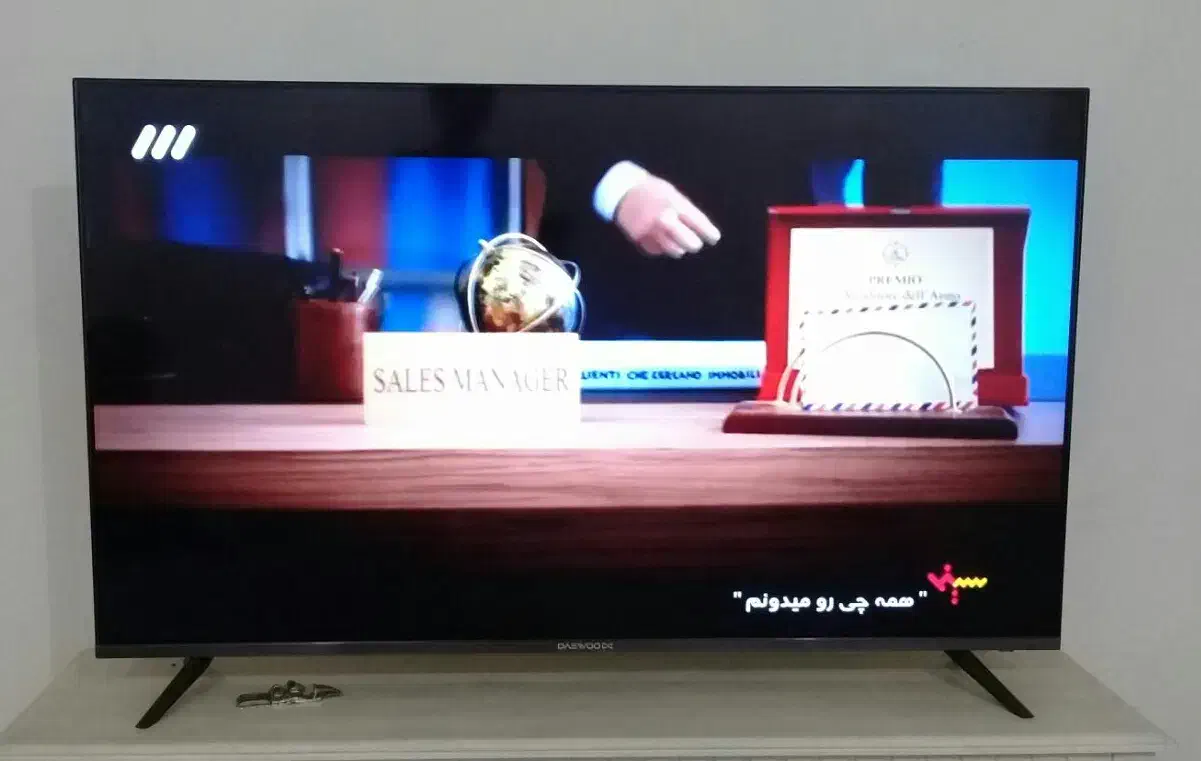 تلویزیون در حد نو|تلویزیون و پروژکتور|اندیمشک, |دیوار