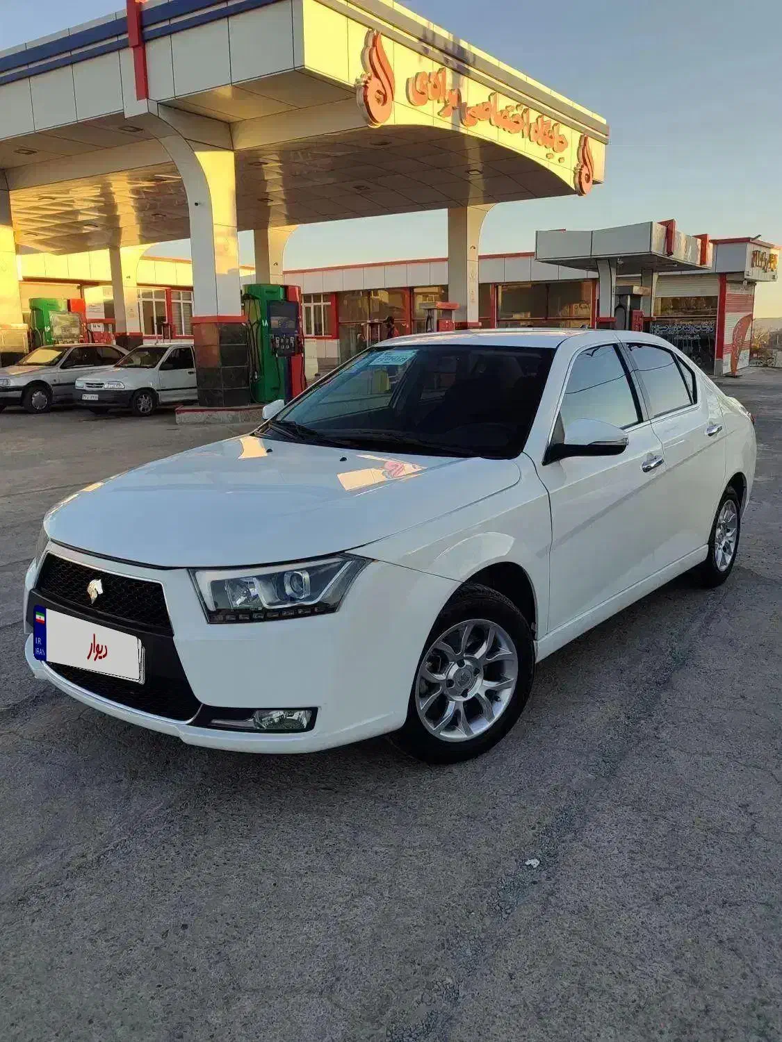 دنا پلاس 1402 کارمندی استثنائی|خودرو سواری و وانت|تربت‌حیدریه, مظفریه|دیوار