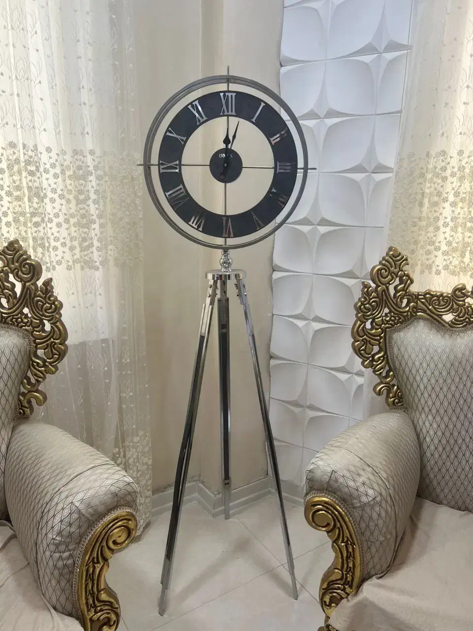 ساعت ایستاده|ساعت دیواری و تزئینی|رشت, فلسطین|دیوار