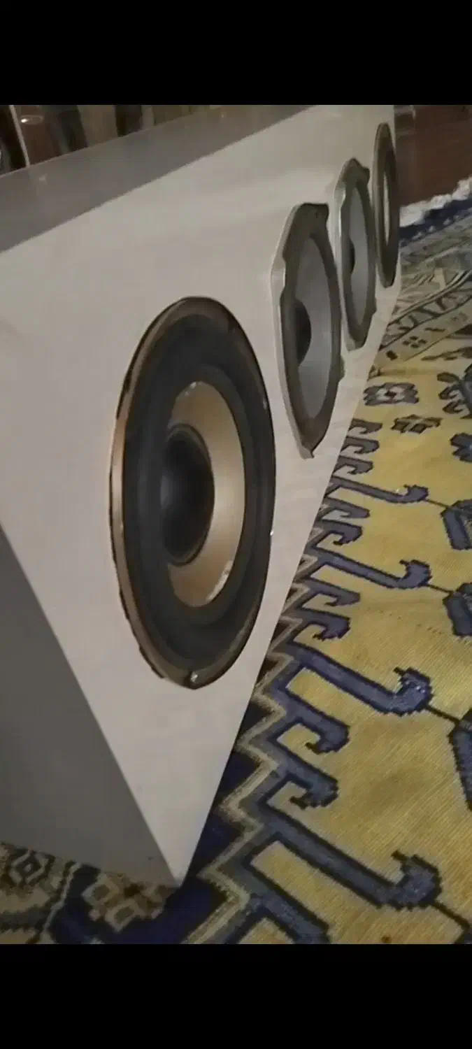 اسپیکر|سیستم صوتی خانگی|بومهن, |دیوار