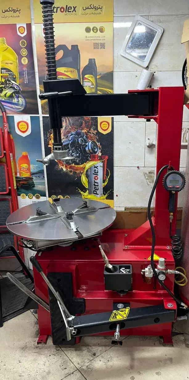 لاستیک درار  بالانس  جک سه تن|ماشین‌آلات صنعتی|کرج, شهرک امام رضا (ع)|دیوار