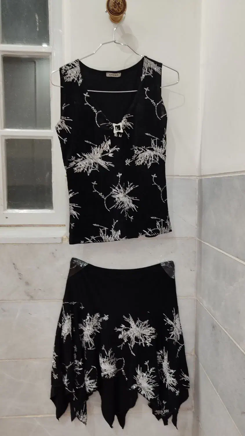 فروش تعدادی لباس بچگانه و زنانه|لباس|یزد, |دیوار