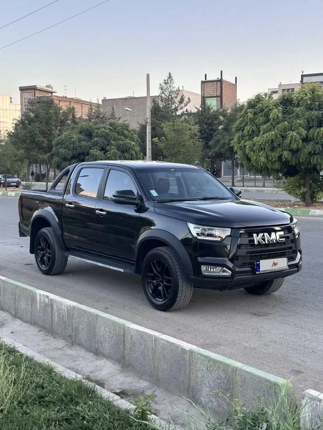 KMC t8 1402|خودرو سواری و وانت|کرمانشاه, |دیوار