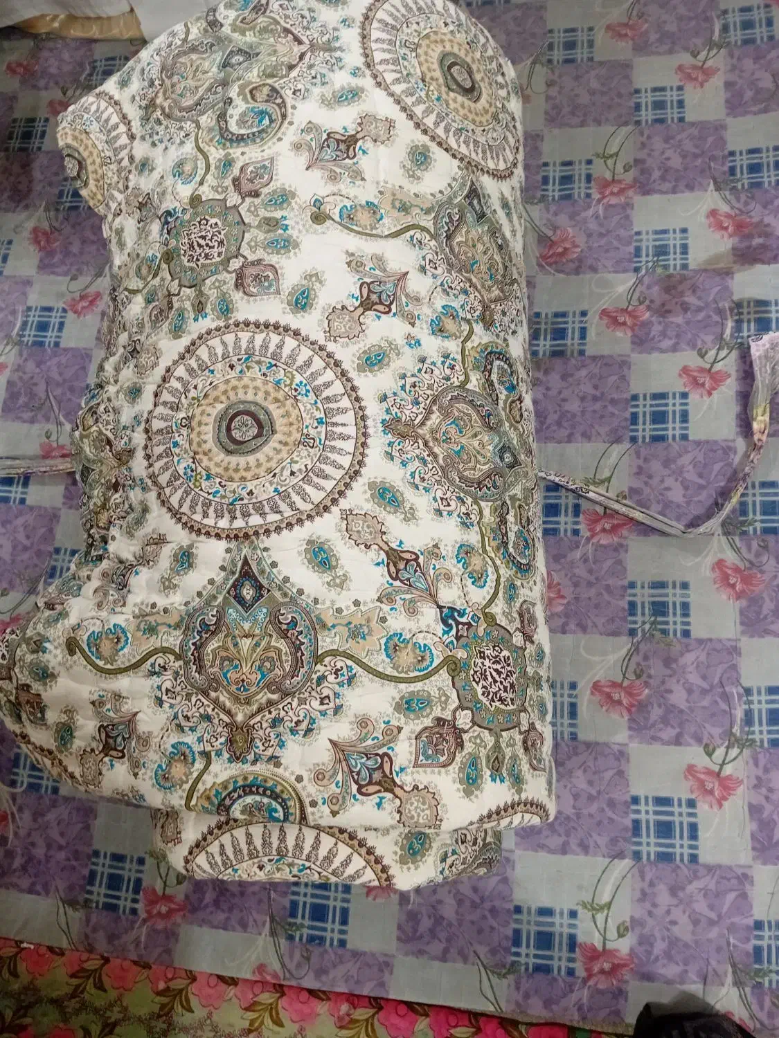 لحاف کرسی|رختخواب، بالش، پتو|سقز, |دیوار