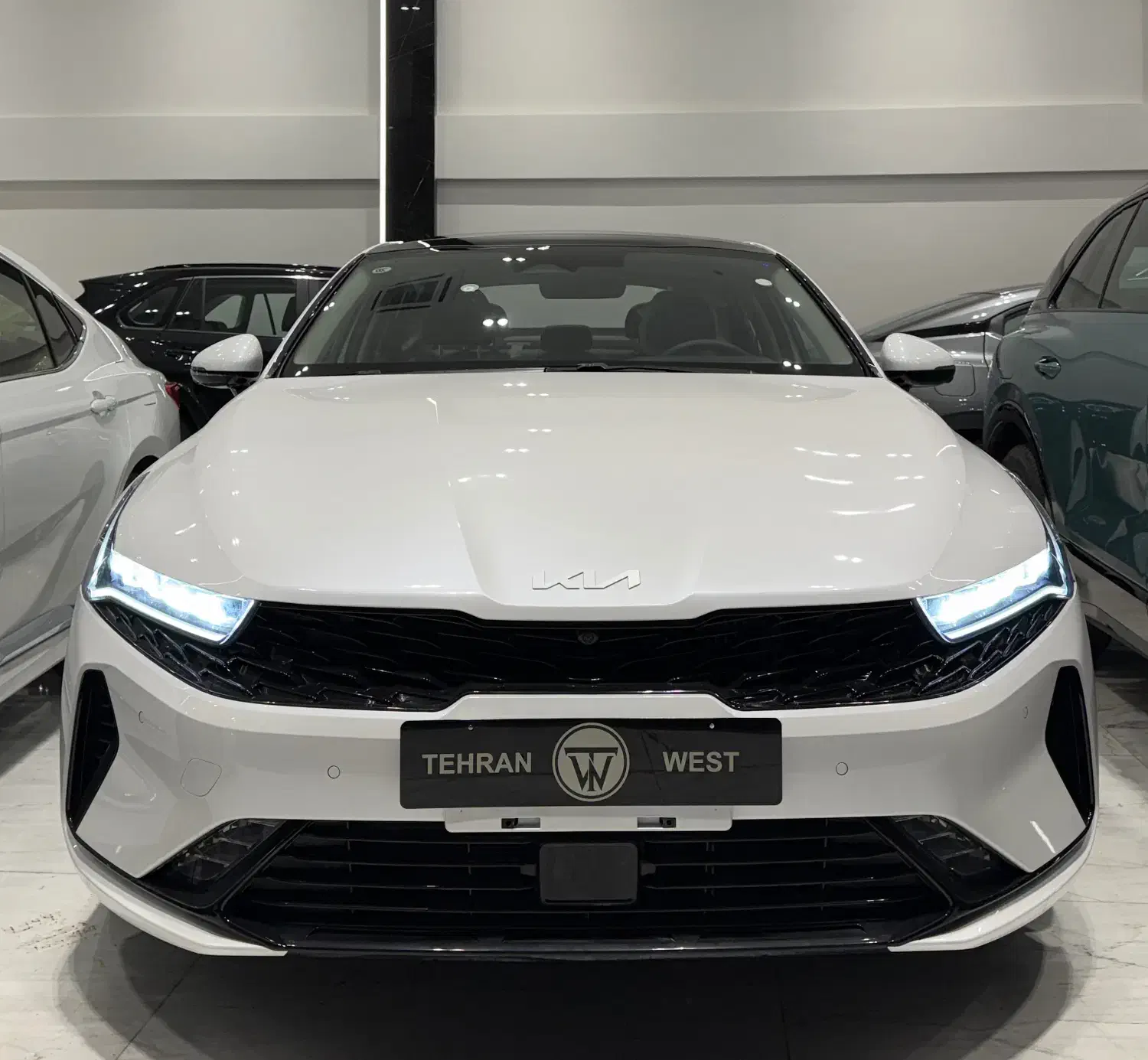 K5 2024|خودرو سواری و وانت|تهران, صادقیه|دیوار