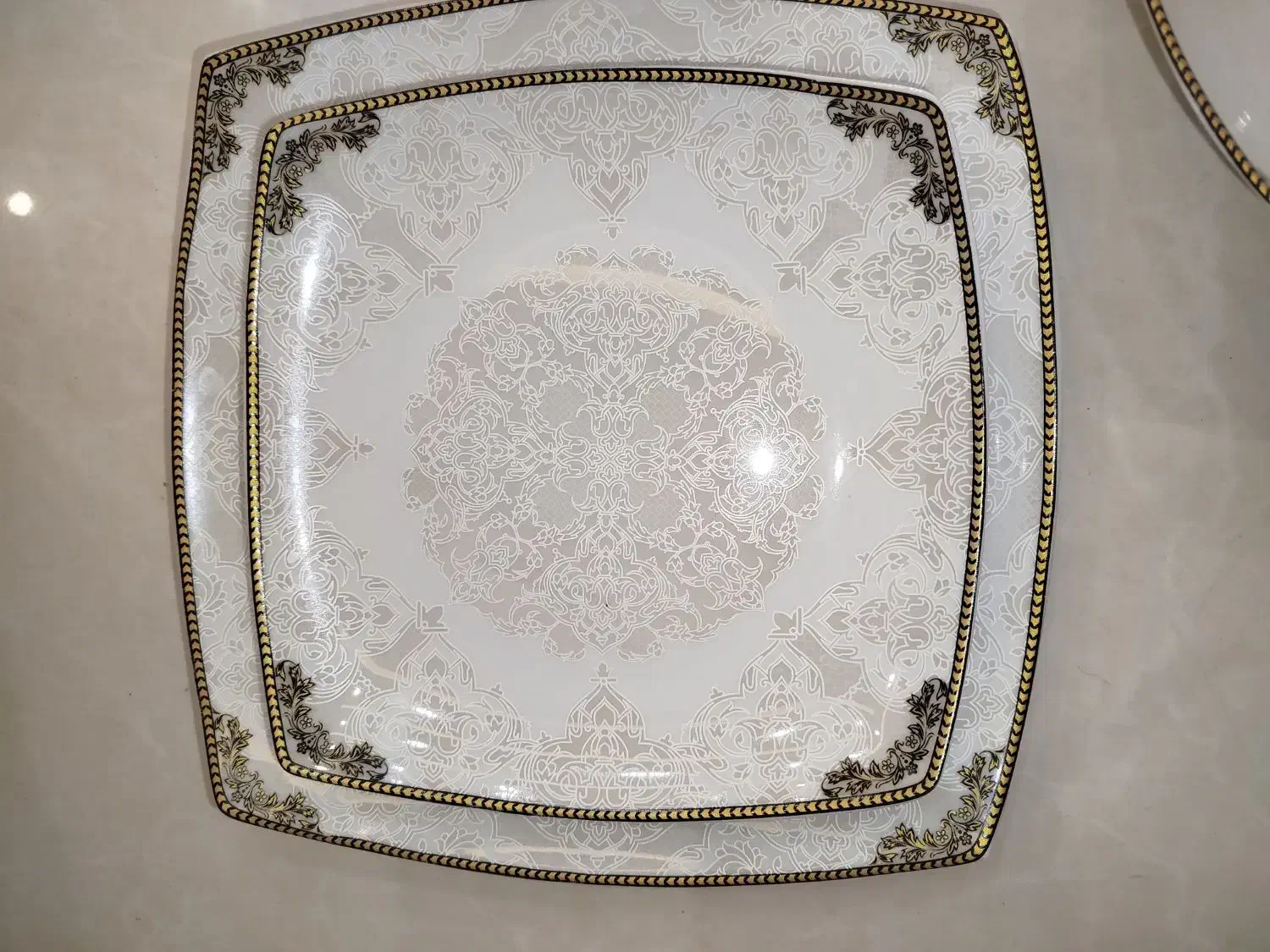 سرویس چینی|ظروف سرو و پذیرایی|همدان, |دیوار