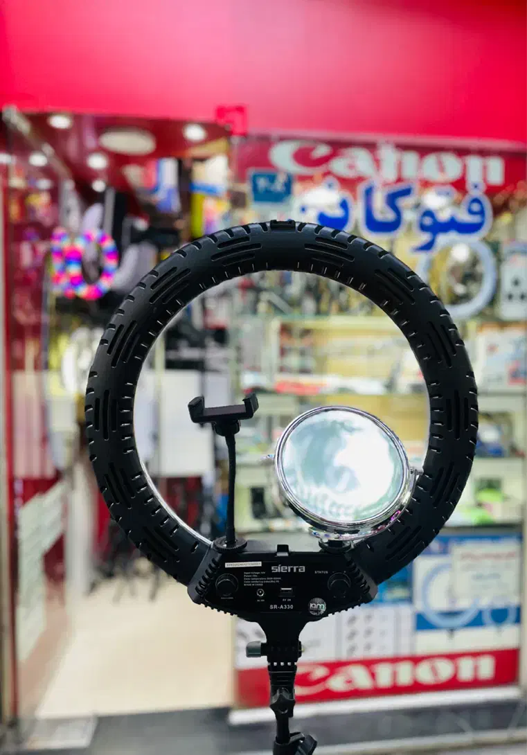 رینگلایت 70 وات حرفه ای (آرایشگاهی -تولید محتوا )|دوربین عکاسی و فیلم‌برداری|تهران, بازار|دیوار