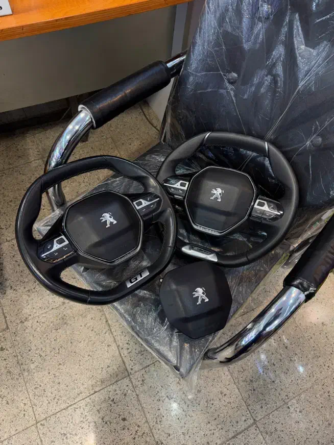 پژو 206 لوازمrc فرمان207 ارسی 3008 اینه 5008|قطعات یدکی و لوازم جانبی|تهران, ستارخان|دیوار