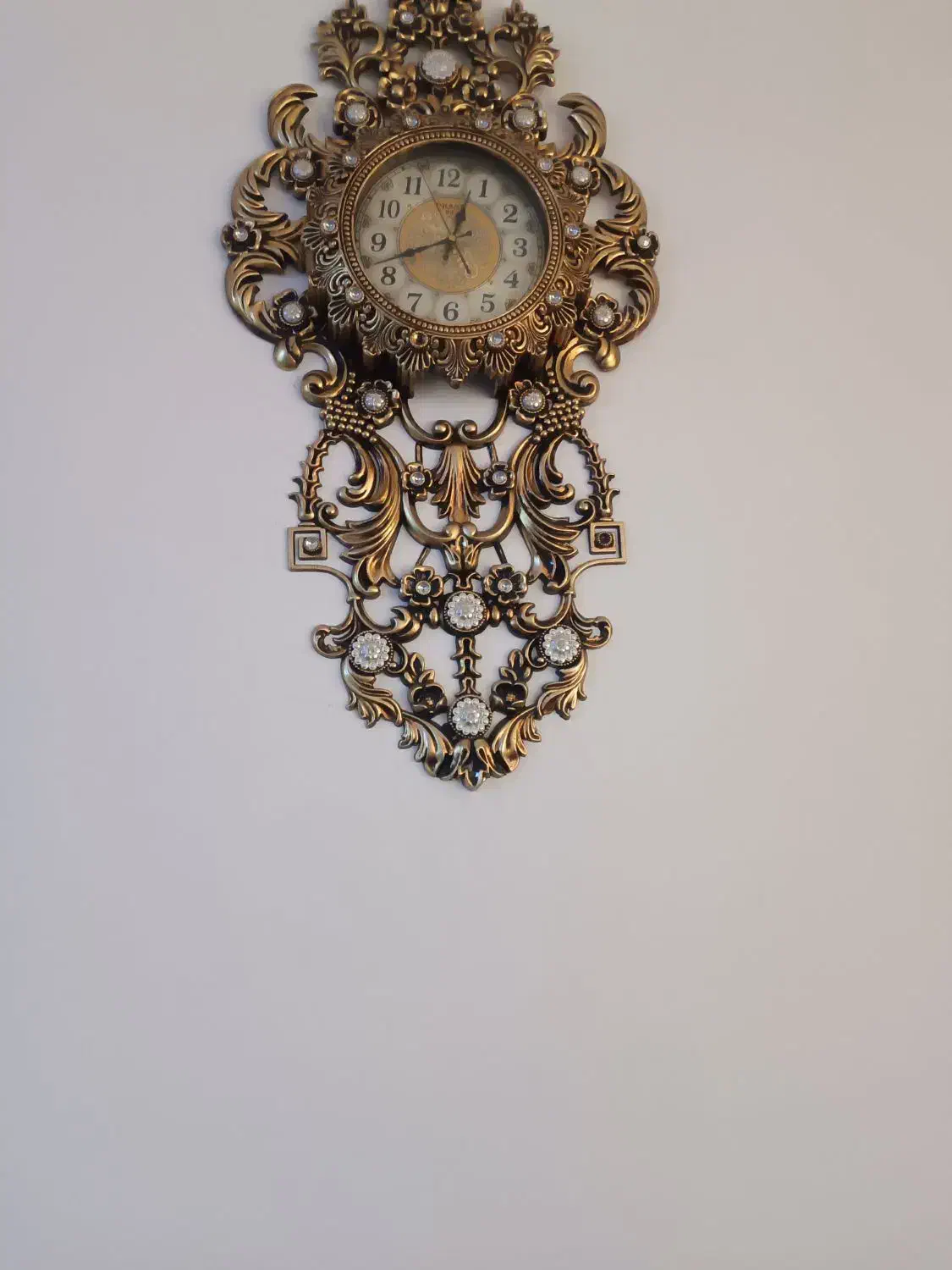 تلویزیون ساعت دیواری|تلویزیون و پروژکتور|قم, شهرک فاطمیه|دیوار