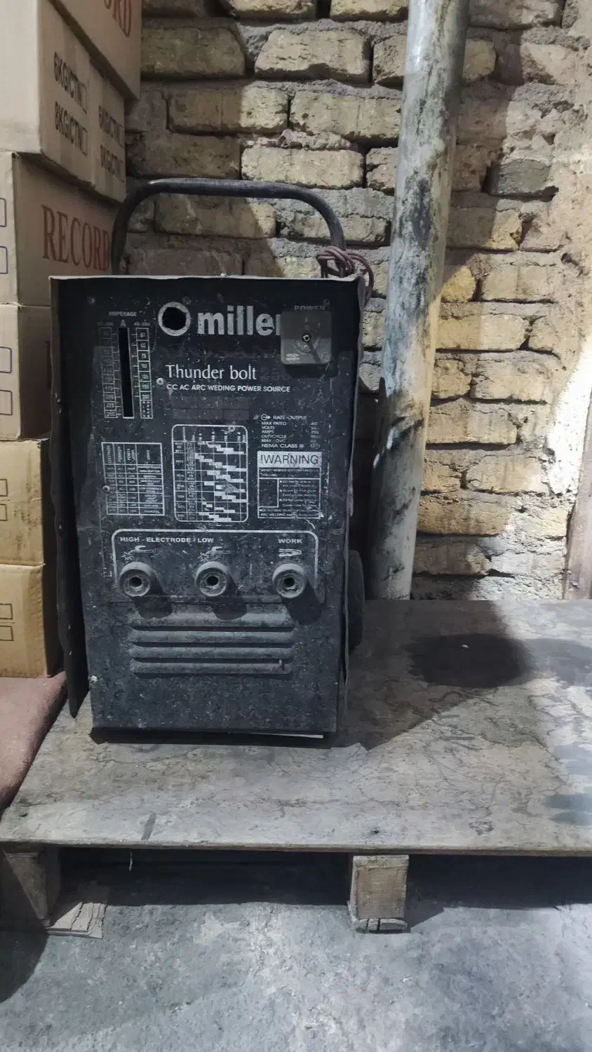 دستگاه جوش ۲ انبره miller|ابزارآلات|هشتگرد, هشتگرد قدیم|دیوار
