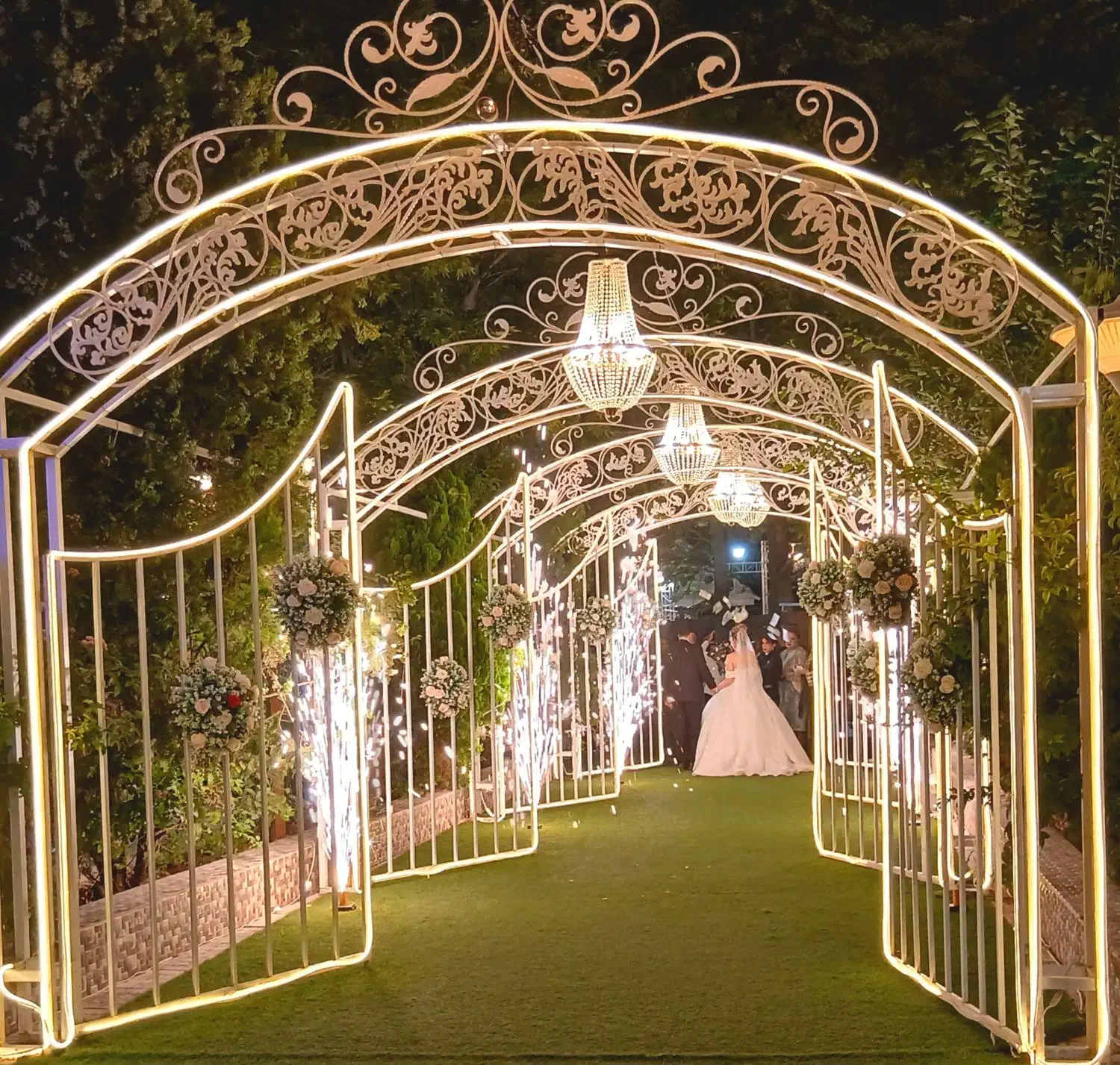 باغ و تالار تشریفات مجالس رابین (عقد عروسی تولد)|خدمات پذیرایی، مراسم|شیراز, تاچارا|دیوار