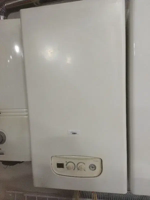 پکیج استوک در حد|آبگرمکن، پکیج، شوفاژ|محمدیه-قزوین, |دیوار