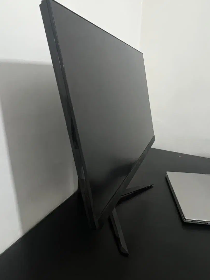 LG UltraGear 32GN550-B LG UltraGear 32GN550-B|قطعات و لوازم جانبی رایانه|شیراز, قصرالدشت|دیوار