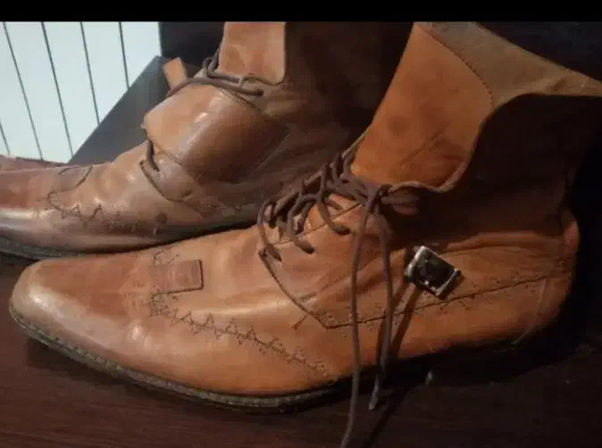 نیم پوتین مارک چرم طبیعی|کیف، کفش، کمربند|صدرا-فارس, فاز ۲|دیوار