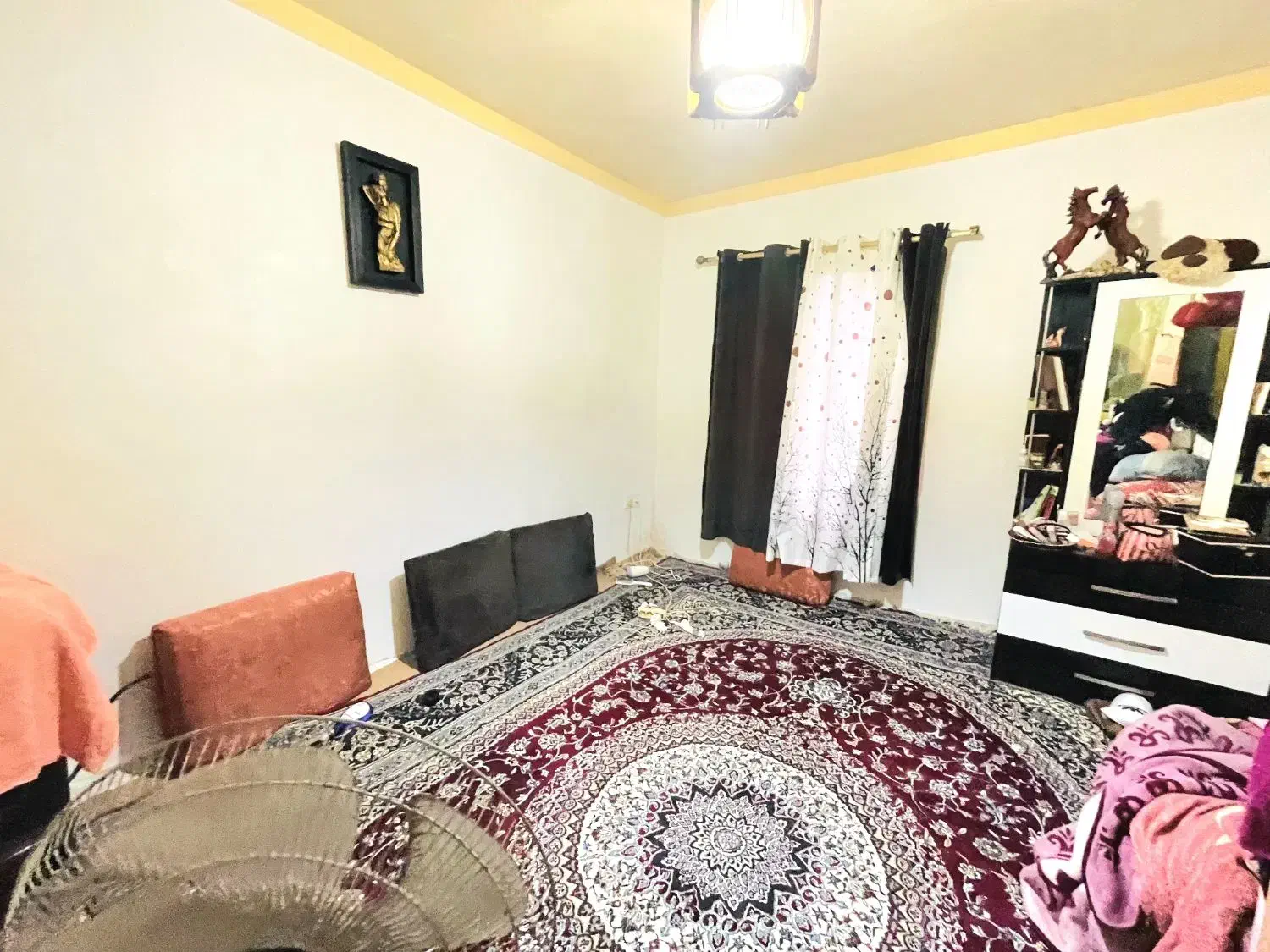 خانه ویلایی ۳۴۰ متر سر سبز زیبا مدارک کامل|فروش خانه و ویلا|فومن, |دیوار