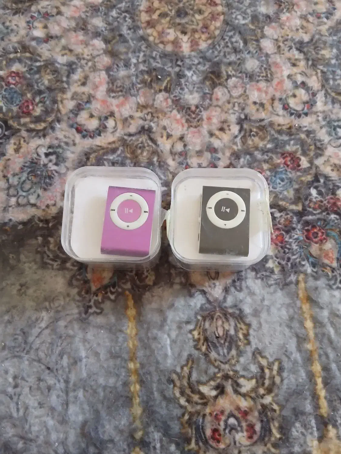 mp3پلی|پخش‌کننده همراه|پرند, فاز ۵|دیوار