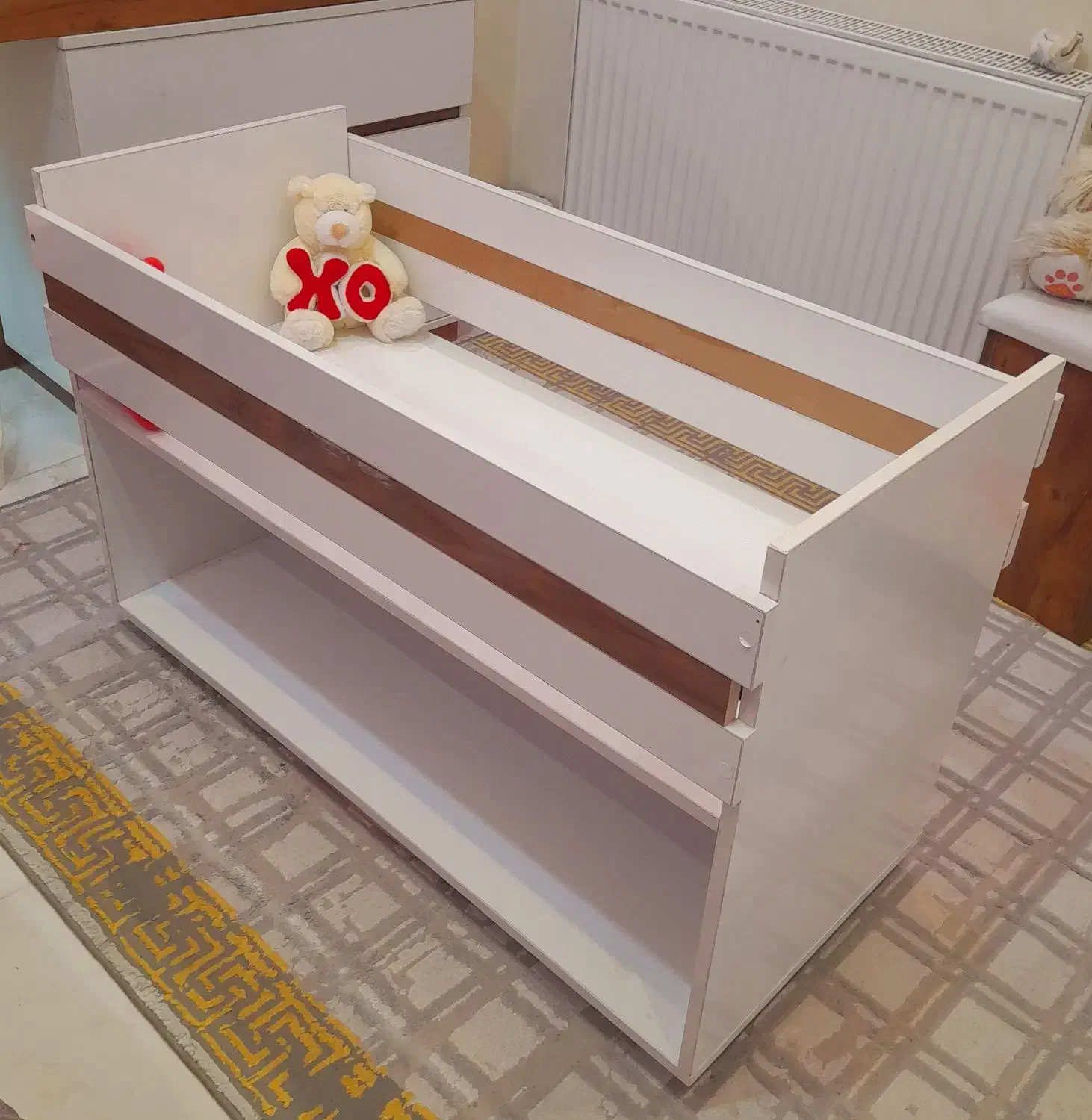 تخت بغل نوزاد|تخت و صندلی بچه|پردیس, فاز ۸|دیوار