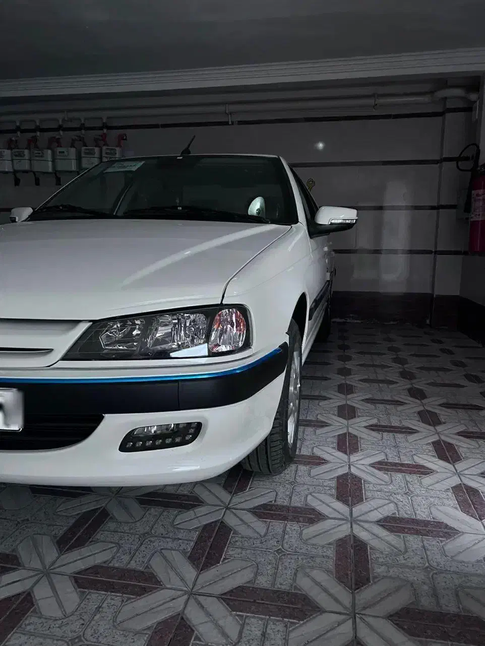 پارس فول ۴۰۳ دریچه سیمی|خودرو سواری و وانت|زاهدان, |دیوار