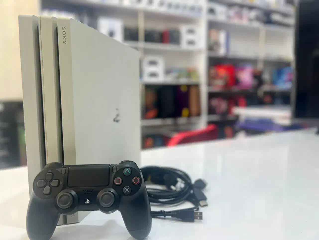 فروش ویژه PS4 PRO + نصب بازی هدیه|کنسول، بازی ویدئویی و آنلاین|برازجان, |دیوار