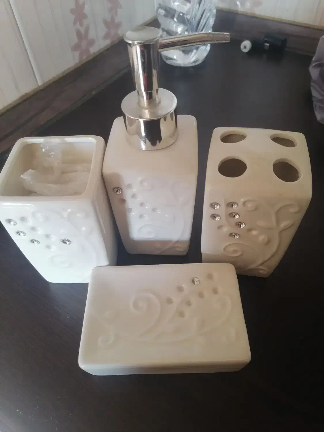 ست چینی|لوازم حمام|اردبیل, |دیوار