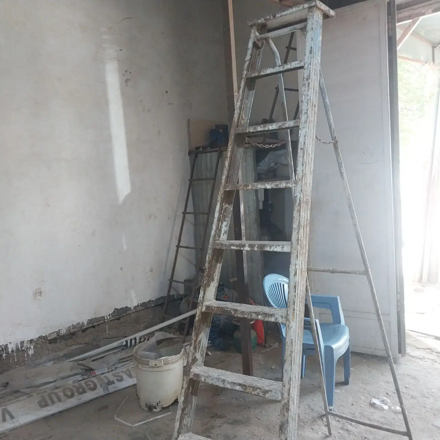 پله آهنی|ابزارآلات|اهواز, زرگان|دیوار