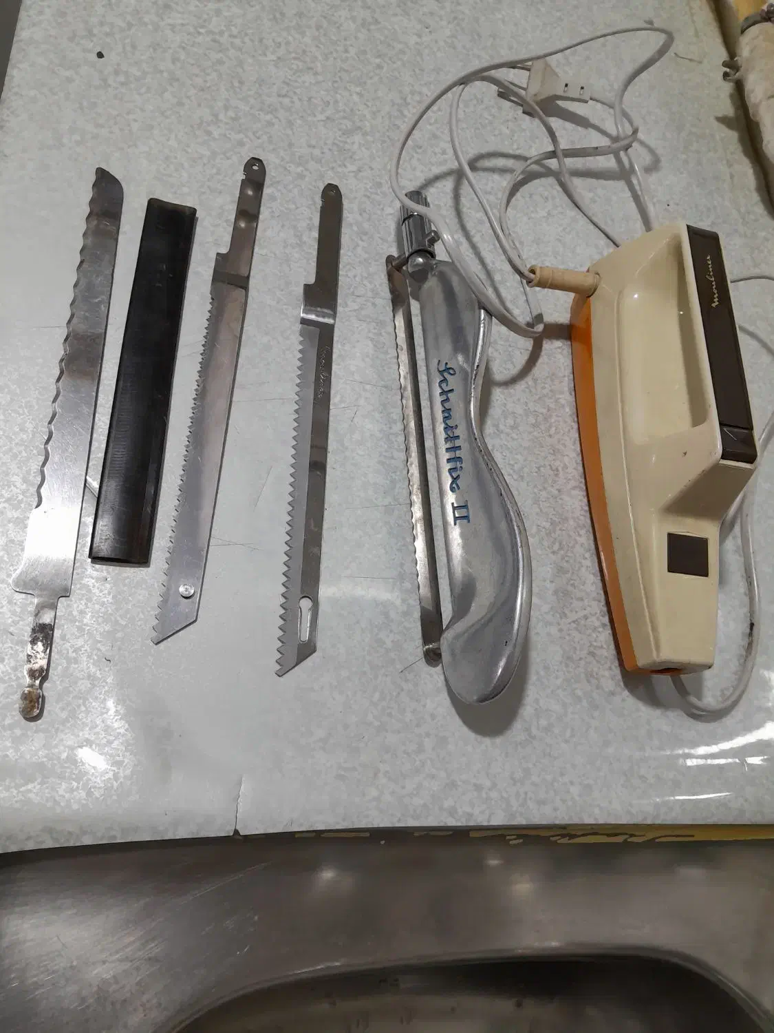 چاقو  برقی|ظروف پخت‌وپز|تهران, کیانشهر|دیوار