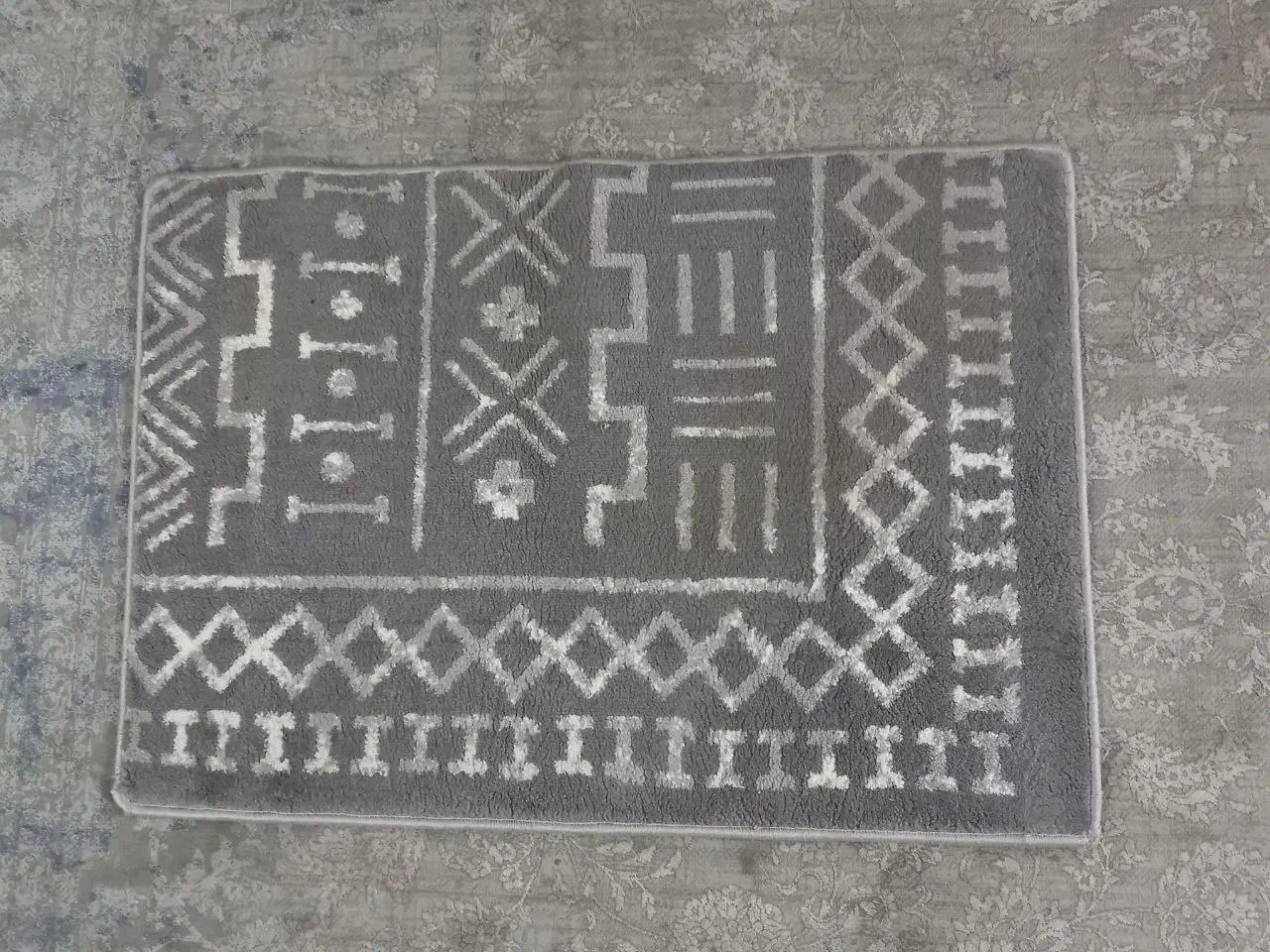 گلیم فرش آشپزخانه|گلیم، جاجیم، گبه|شهریار, شهرک شاهد|دیوار